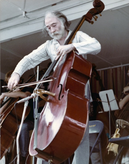 Fran&ccedil;ois in performance 1978