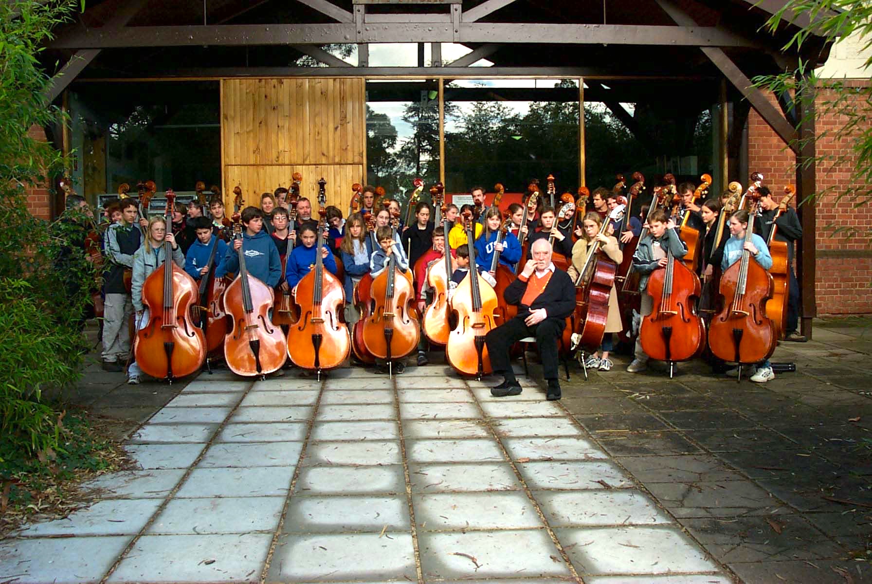 Fran&ccedil;ois & students, Adelaide, Australia 2003