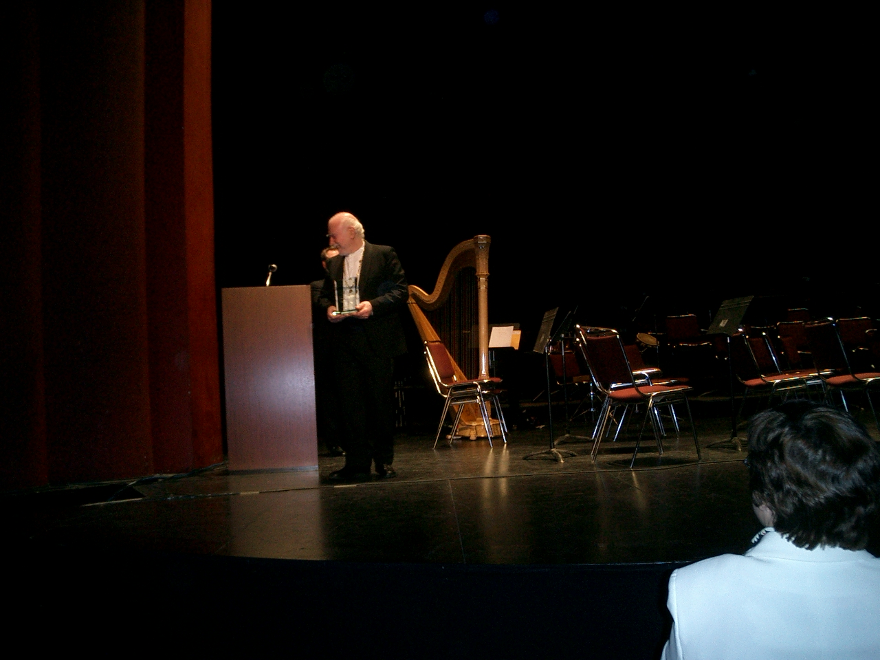 Fran&ccedil;ois receiving ASTA Isaac Stern International Award, Kansas City, 2006